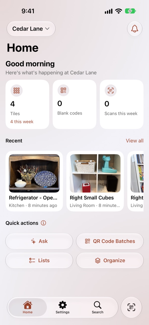 The QR Tiles Home screen: recent tiles, counts of tiles and photos, and quick actions.